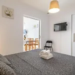 Inftour President 1 Apartment