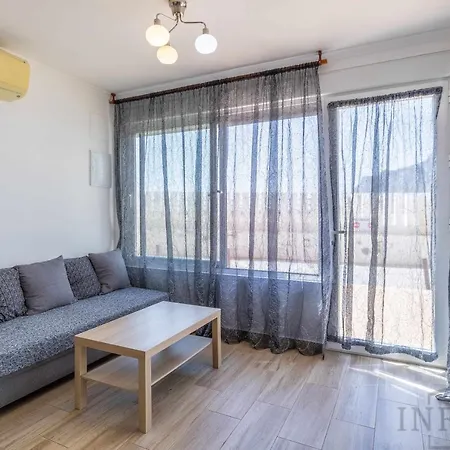 Apartman Inftour President 1 *