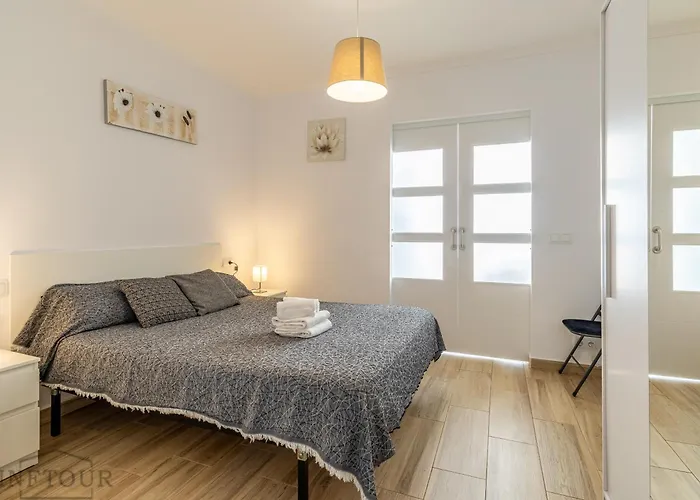 Inftour President 1 *