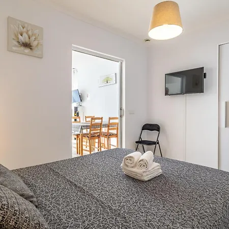 Inftour President 1 Apartment